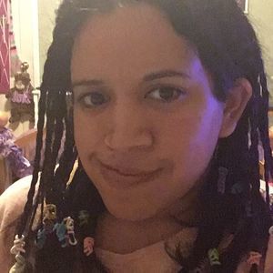 Meet your Posher, Lizzy